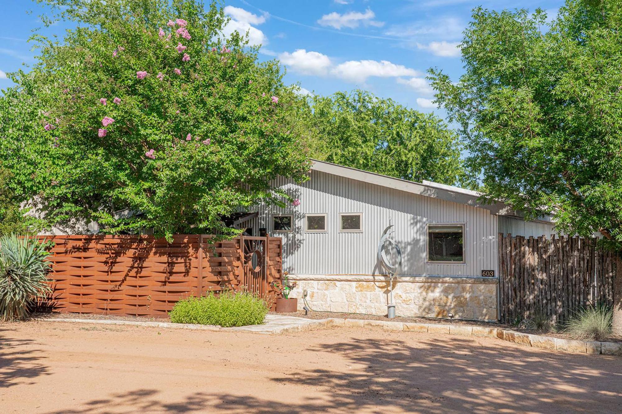 Claret House Full Kitchen And Private Hot Tub Vila Fredericksburg Exterior foto